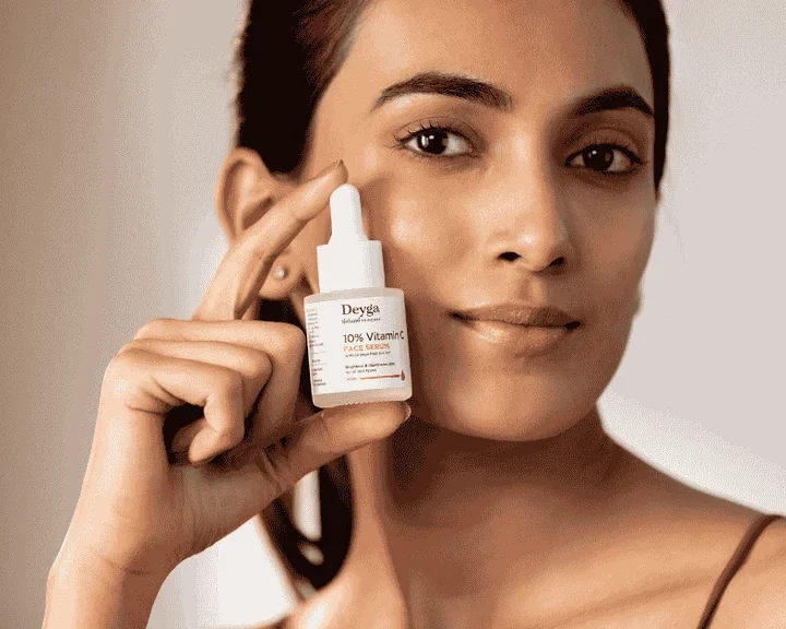 Vitamin C Serum Benefits: Why You Need One in 2026